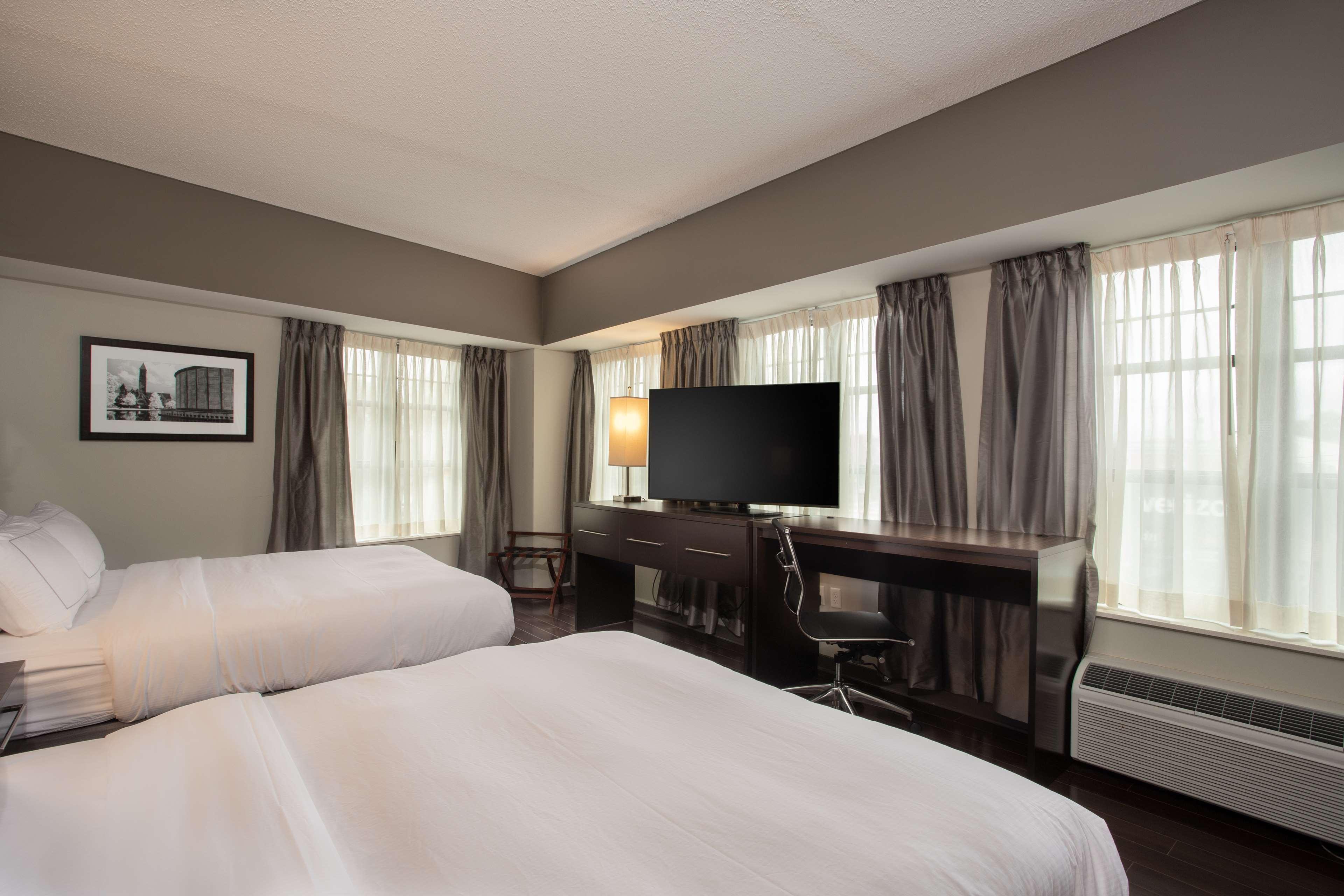 The Mosey Buffalo Williamsville Tapestry Collection Hilton Екстер'єр фото